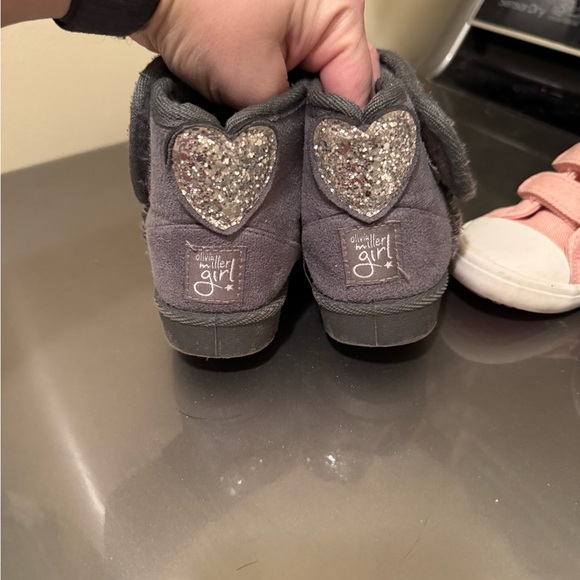 Toddler Girl Shoe Bundle - Picture 5 of 6